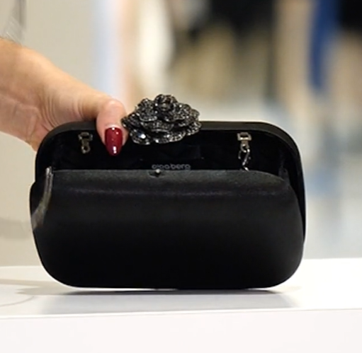 Olga Berg – Rosa psaníčko (clutch) s krystalovým zapínáním - Obrázek 2